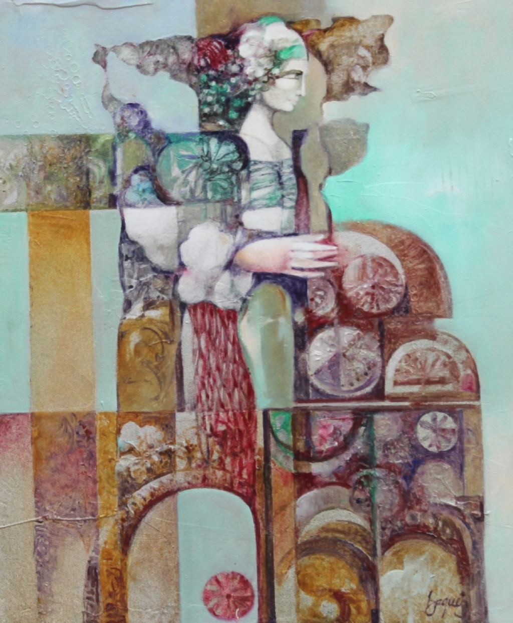 Figure between structures