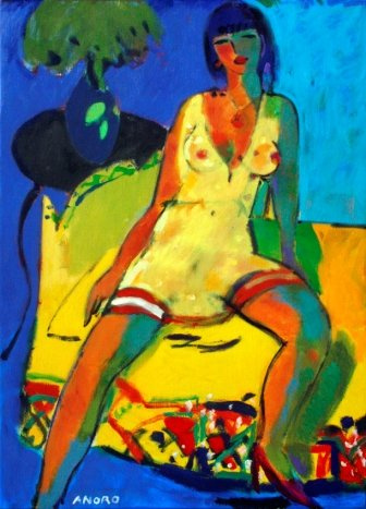 Mujer con vestido amarillo